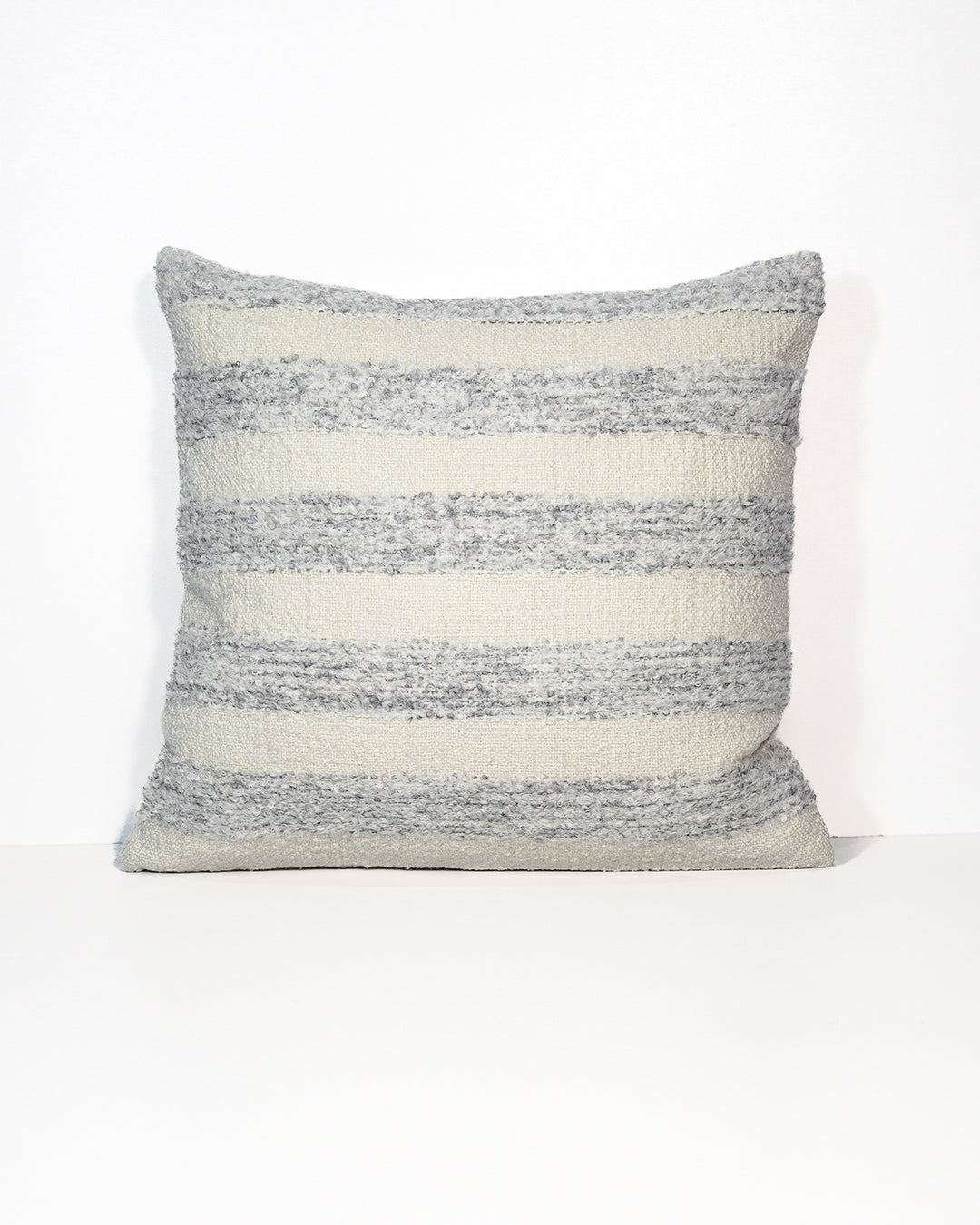 RAYADA PILLOW - NATURAL/GREY
